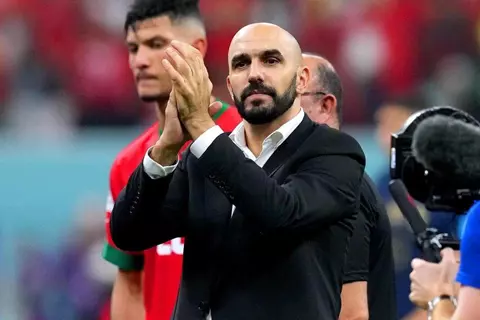 الركراكي رابعا.. "ماركا" تكشف أفضل 10 مدربين في 2022-2023